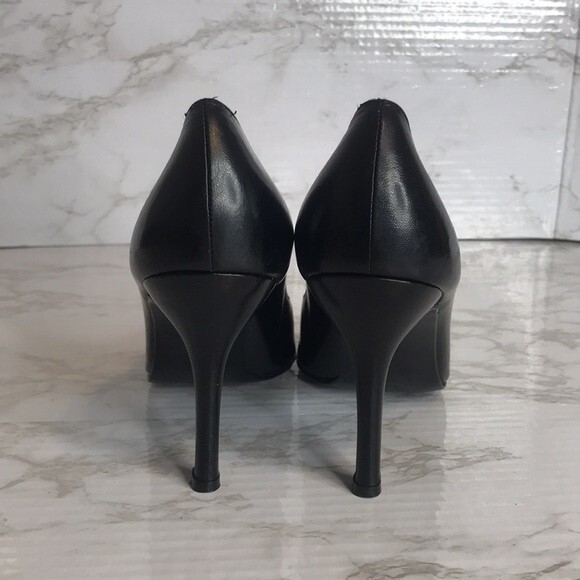 Stuart Weitzman Patent Leather Stiletto black Pumps size 9 AA - Picture 9 of 12